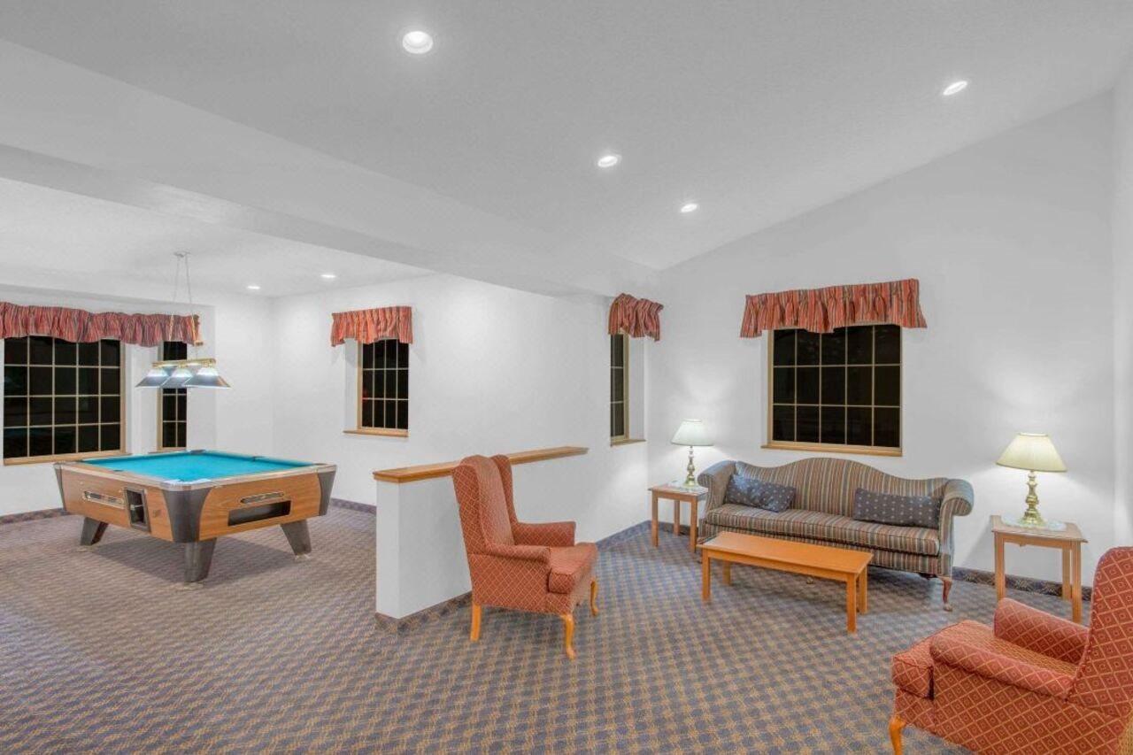 Surestay Plus Hotel By Best Western Highland Poughkeepsie Exterior photo