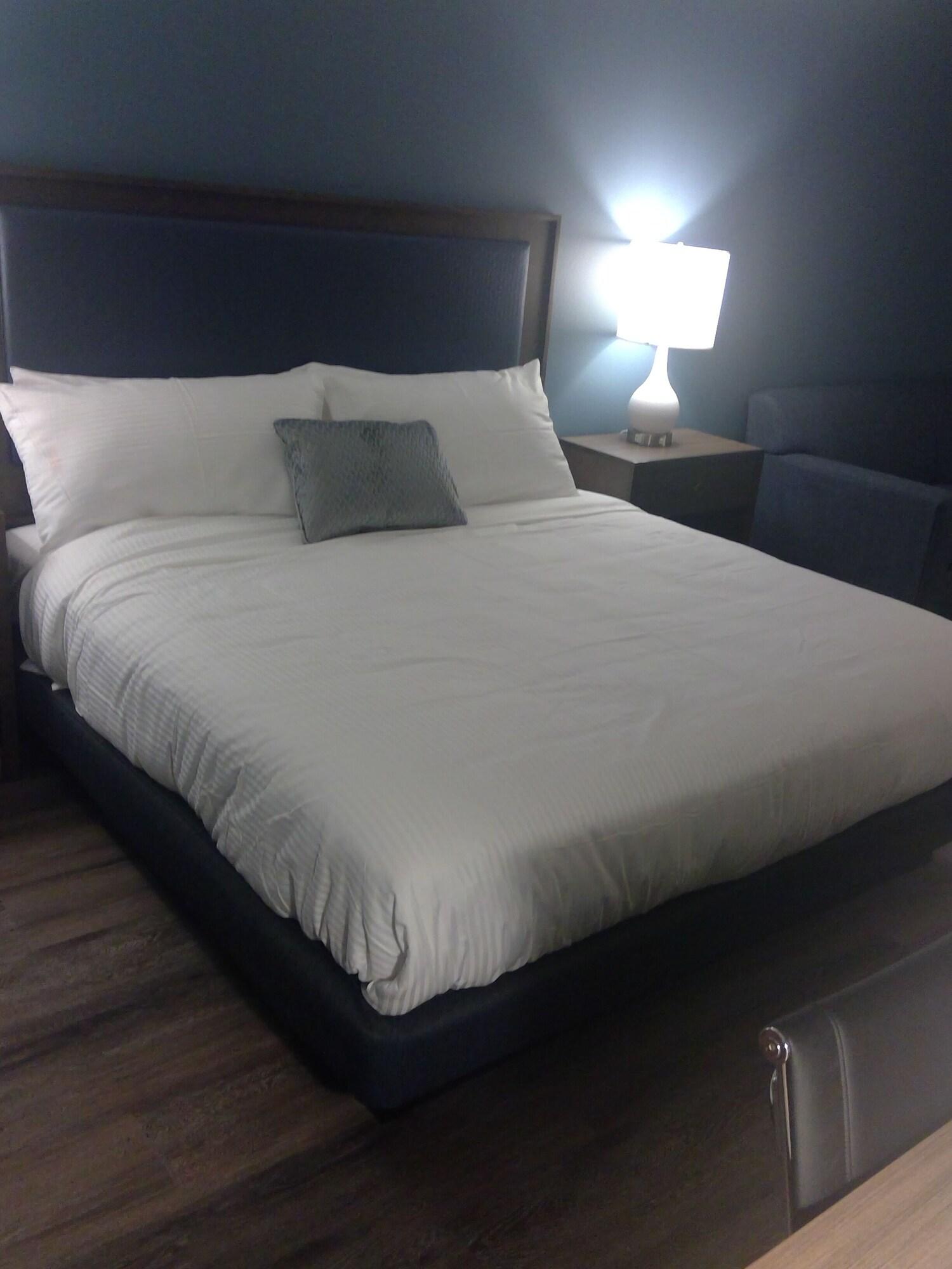 Surestay Plus Hotel By Best Western Highland Poughkeepsie Exterior photo