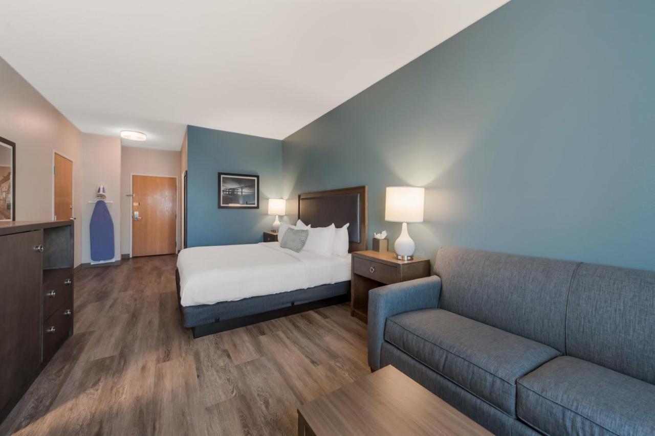 Surestay Plus Hotel By Best Western Highland Poughkeepsie Exterior photo