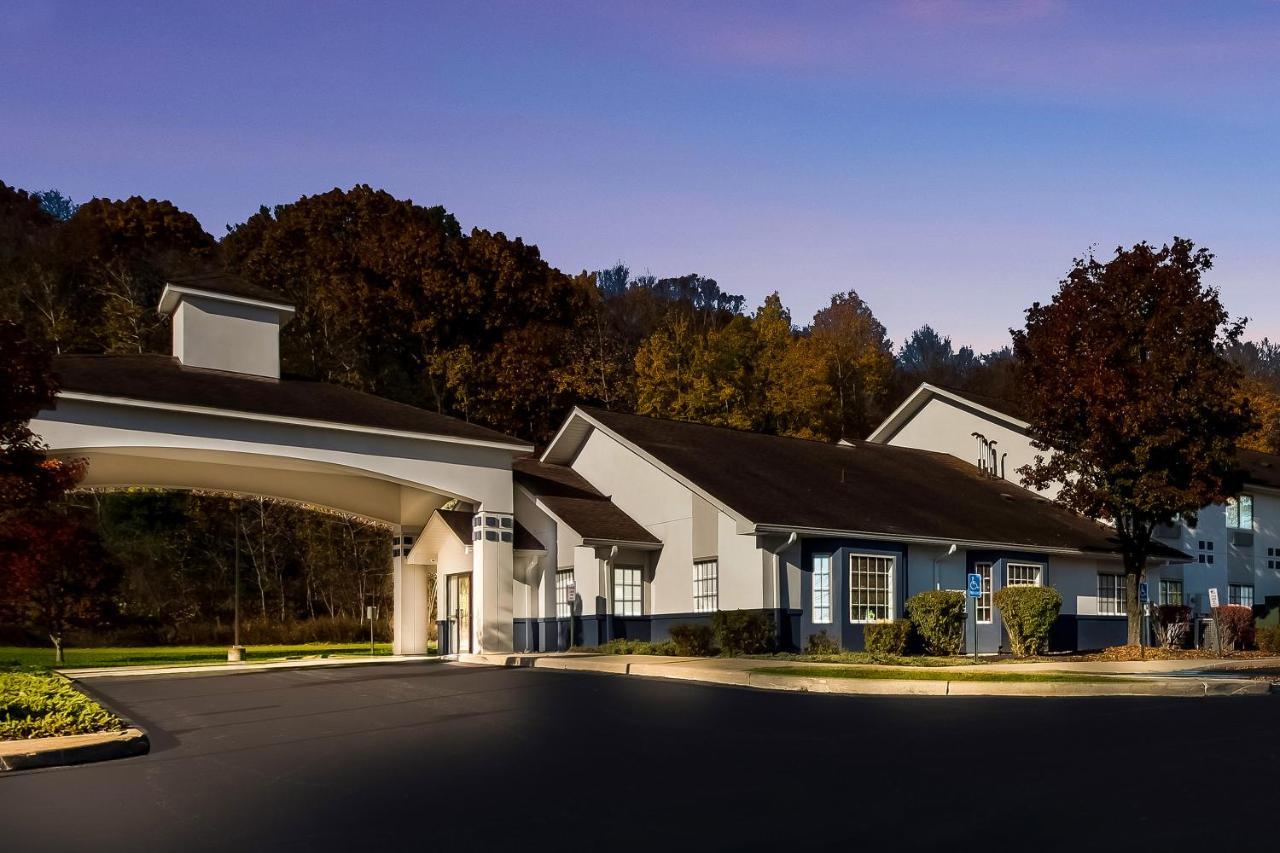 Surestay Plus Hotel By Best Western Highland Poughkeepsie Exterior photo