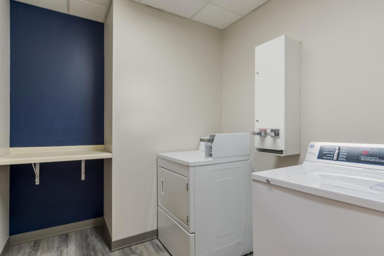 Surestay Plus Hotel By Best Western Highland Poughkeepsie Exterior photo