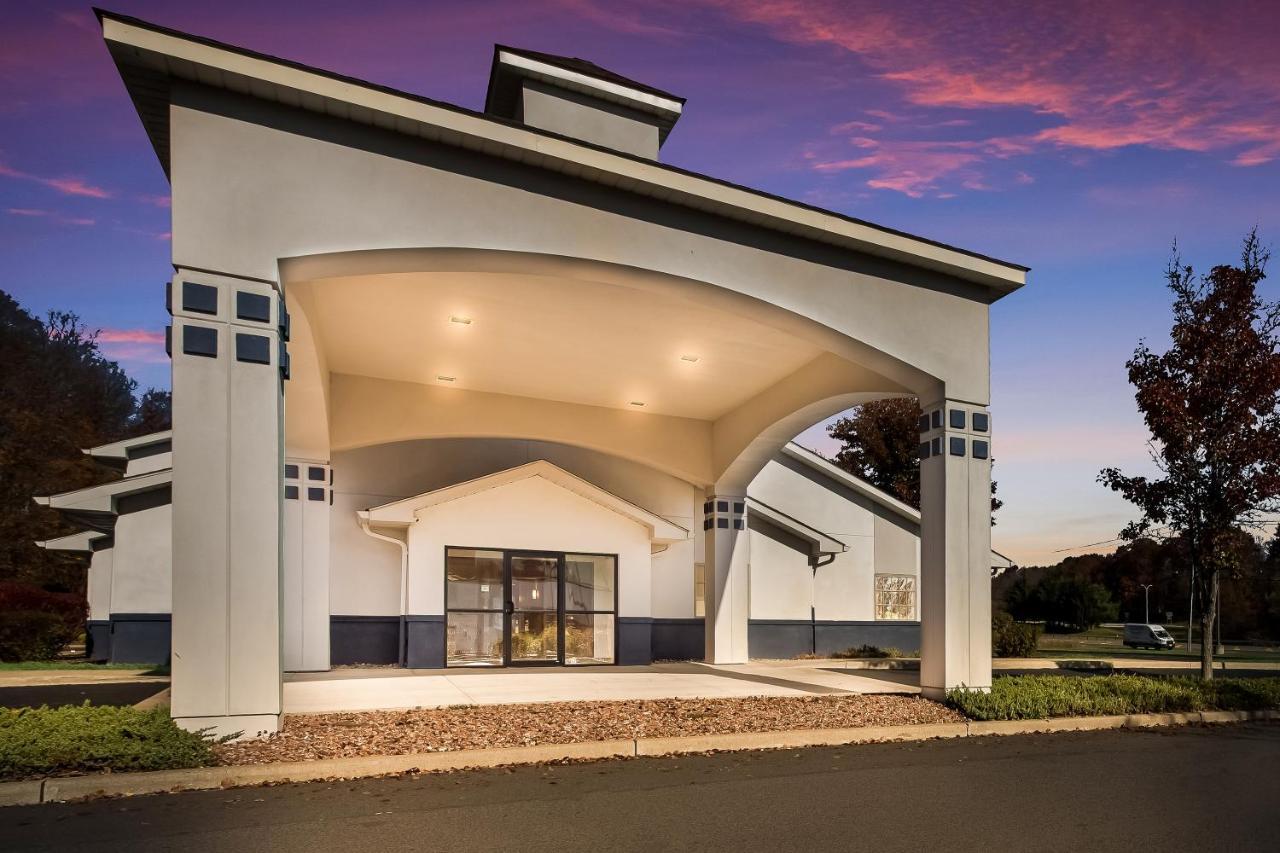 Surestay Plus Hotel By Best Western Highland Poughkeepsie Exterior photo